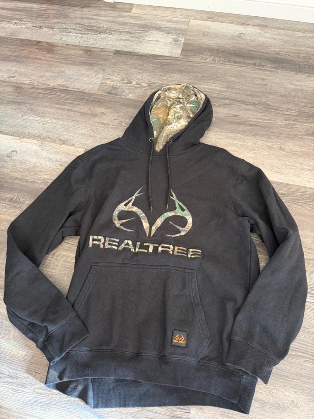 Realtree Black Hoodie with Camo-Lined Hood and Logo‎